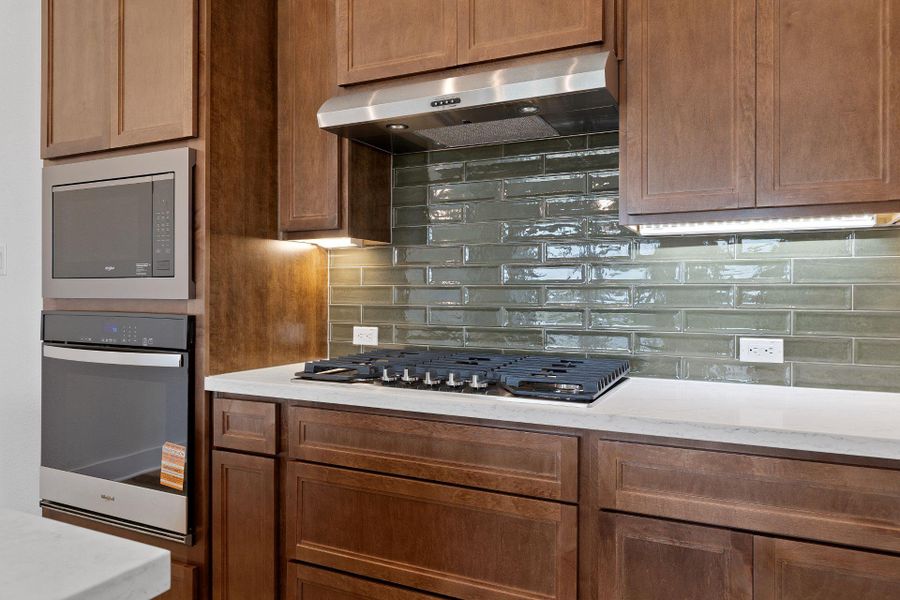 Stunning finishes in Light & Bright Kitchen Stunning finishes in Light & Bright Kitchen