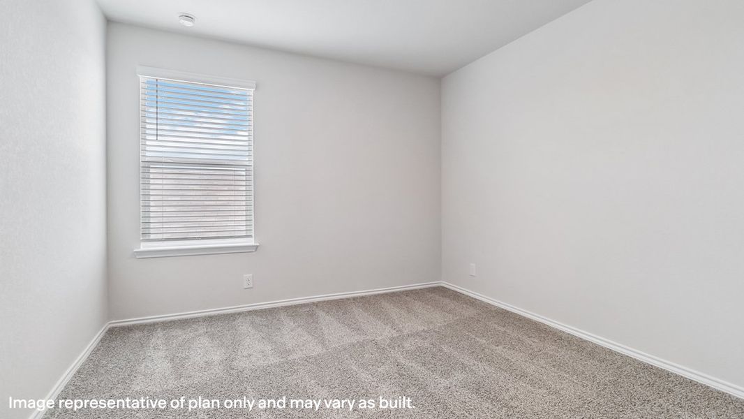 Spacious, unfurnished interior of a new home in Blue Ridge Ranch, San Antonio (Image 25).