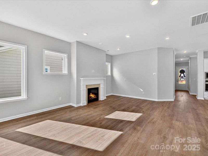 Spacious, unfurnished interior of a new home in Encore at Streamside - Classic Series, Waxhaw (Image 35).