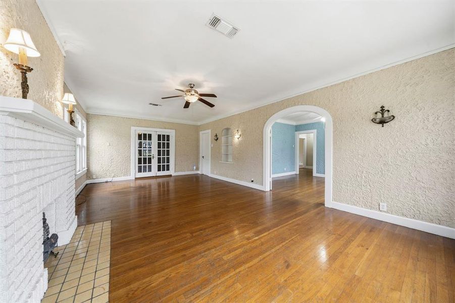 Spacious, unfurnished interior of a new home in , Hillsboro (Image 16).