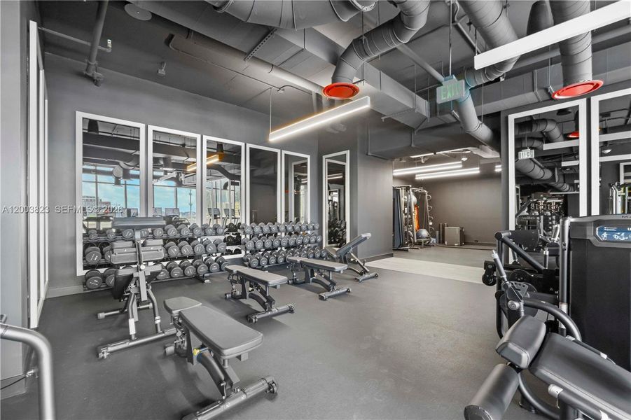 Community amenities in , Miami (Image 8).
