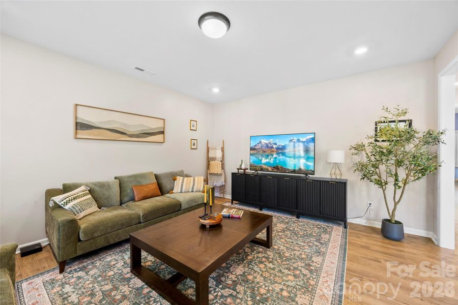 Furnished interior view inside a new home in Edgewater - The Links, Lancaster (Image 7).