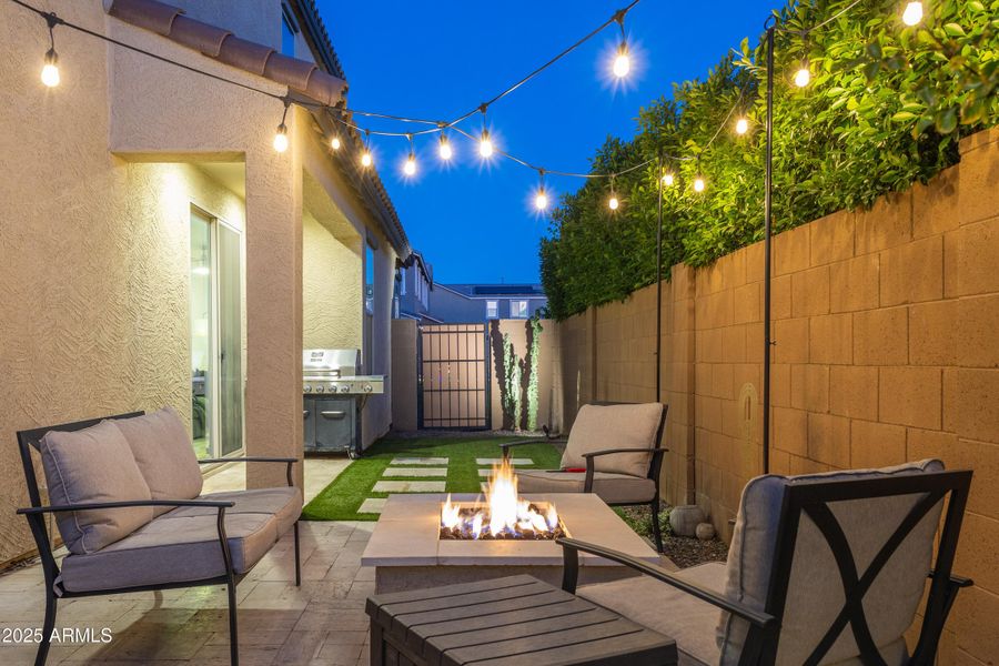 Entertaining space with fire pit Entertaining space with fire pit