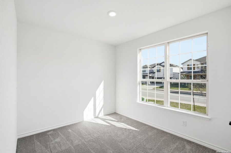Spacious, unfurnished interior of a new home in Dove Song, Marion (Image 34).