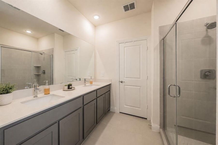 Furnished interior view inside a new home in , Little Elm (Image 15).