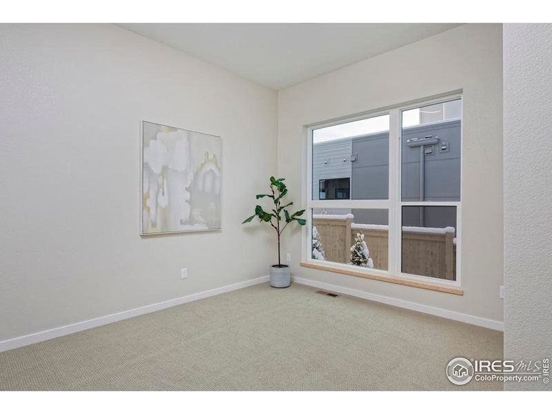 Spacious, unfurnished interior of a new home in Northstar, Longmont (Image 22).