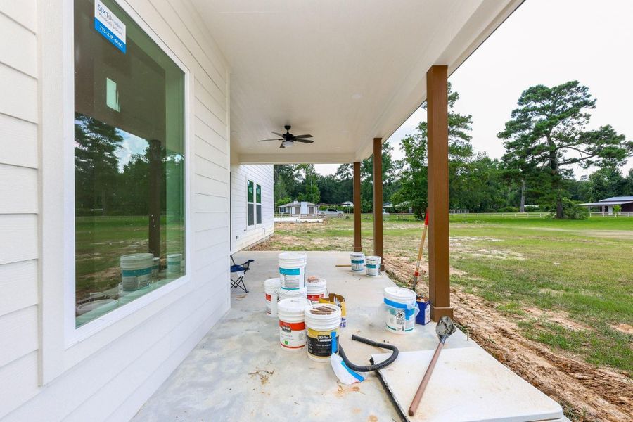 Exterior details and patio area of a home in , Tomball (Image 23).