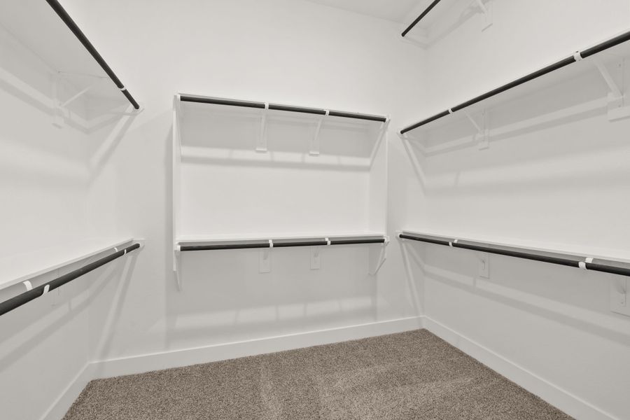 Spacious, unfurnished interior of a new home in Jordan Ranch, Fulshear (Image 11).