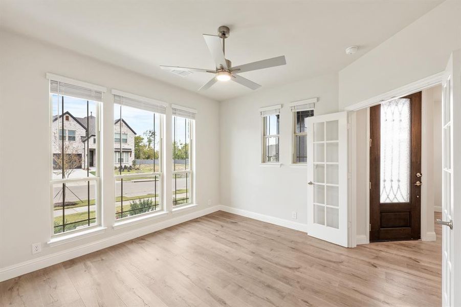 Spacious, unfurnished interior of a new home in Union Park Classic 55, Little Elm (Image 22).