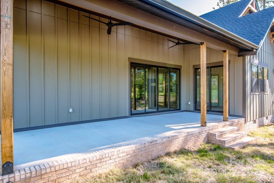Exterior details and patio area of a home in , Statesville (Image 24).