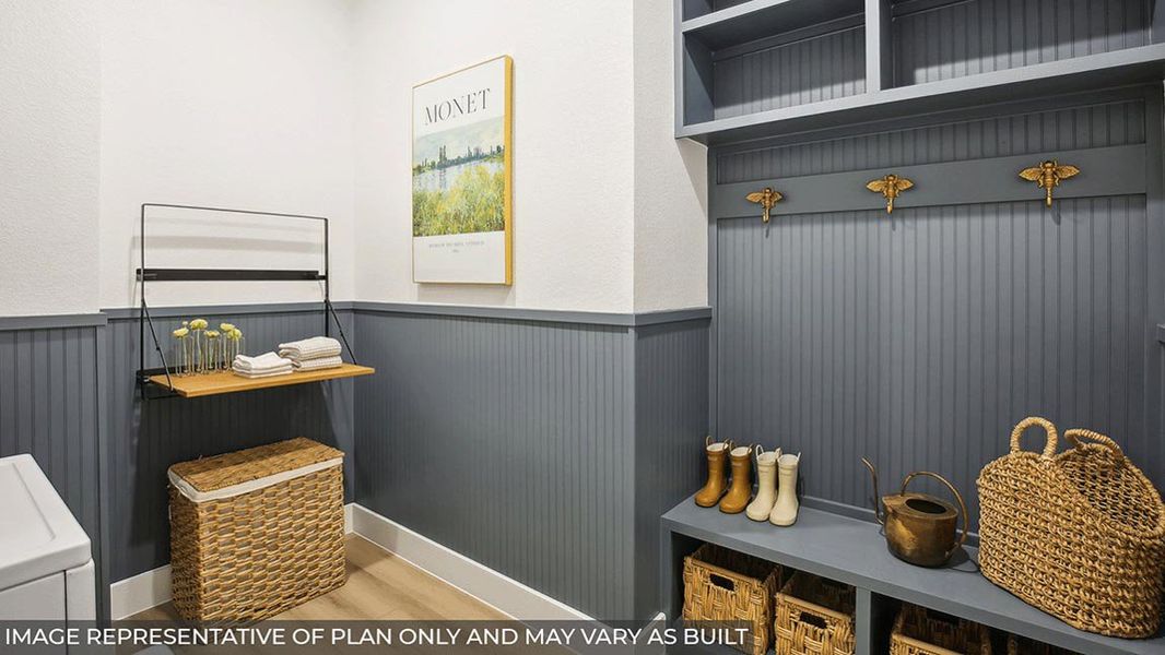 Representative furnished interior of a home built from the Sonoma by D.R. Horton in Riverside Estates, Mont Belvieu (Image 19).