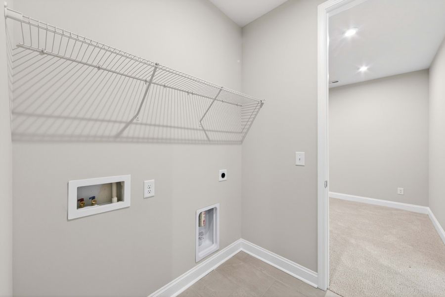 Spacious, unfurnished interior of a new home in Southbridge, Fort Mill (Image 23).