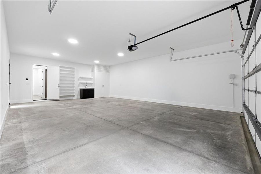Spacious, unfurnished interior of a new home in , Dacula (Image 37). Spacious, unfurnished interior of a new home in , Dacula (Image 37).