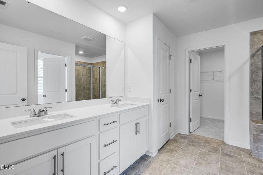 SUN_CaitlinCrossing_Pic_OakleyII-25 (1)