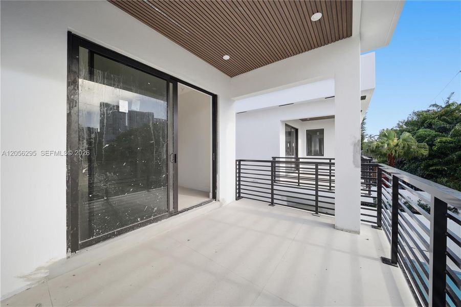 Exterior details and patio area of a home in , Fort Lauderdale (Image 12). Exterior details and patio area of a home in , Fort Lauderdale (Image 12).