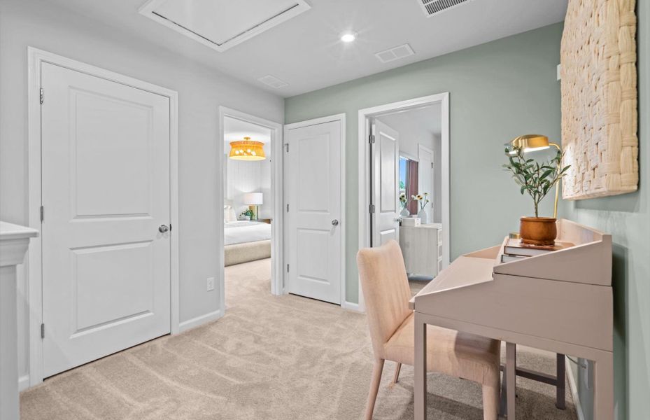 Representative furnished interior of a home built from the Longspur by Pulte Homes in Crestview, Spartanburg (Image 28).