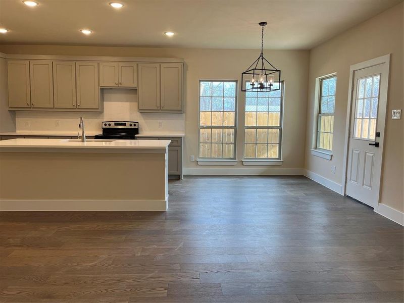 Spacious, unfurnished interior of a new home in , Greenville (Image 22).