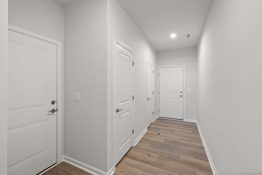 Spacious, unfurnished interior of a new home in McConnell Ridge, McLeansville (Image 29). Spacious, unfurnished interior of a new home in McConnell Ridge, McLeansville (Image 29).