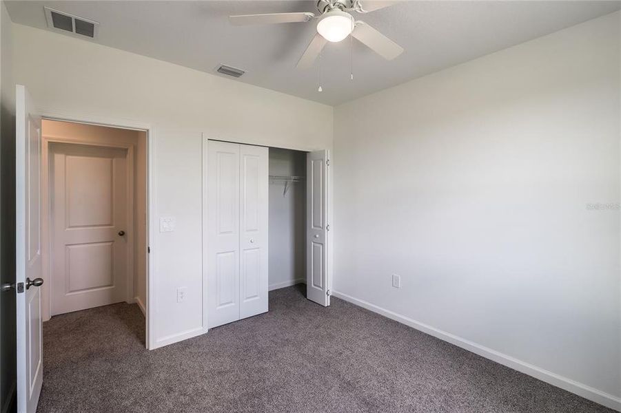 Spacious, unfurnished interior of a new home in , Orlando (Image 16).