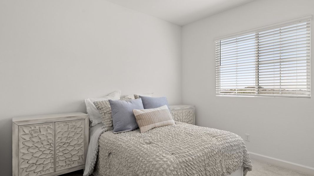 Representative furnished interior of a home built from the Crow by D.R. Horton in Apache Farms, Buckeye (Image 35).