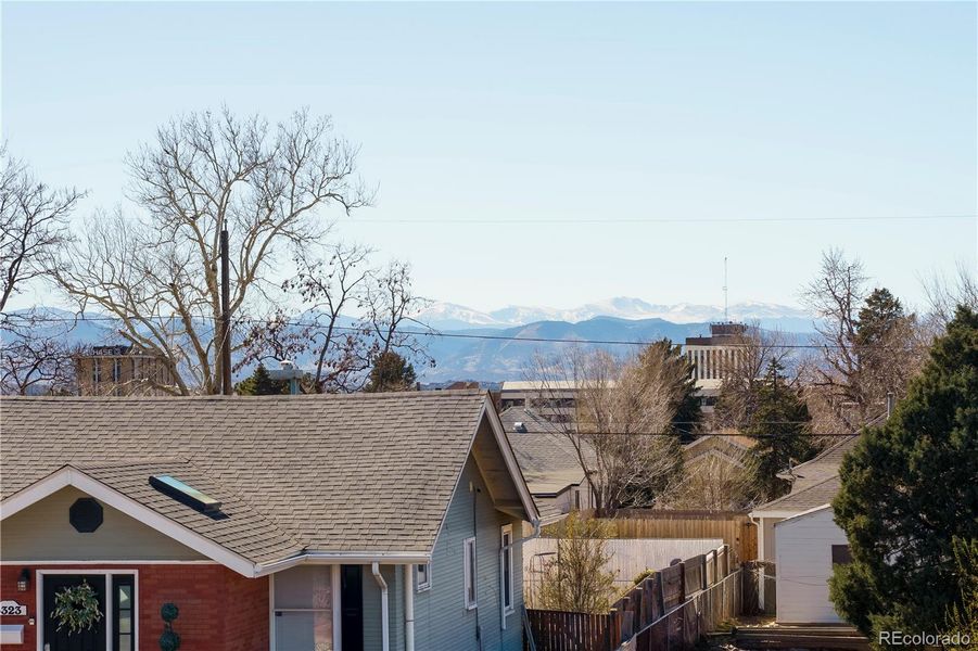 Image 37 of a home in .