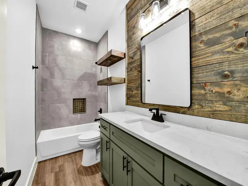 Furnished interior view inside a new home in , Springtown (Image 11).