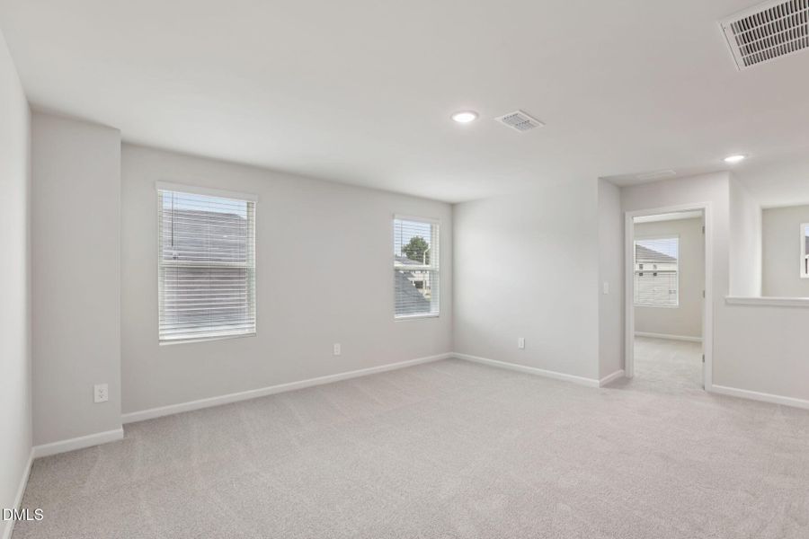 23-web-or-mls-Raleigh- River Glen- 693 W