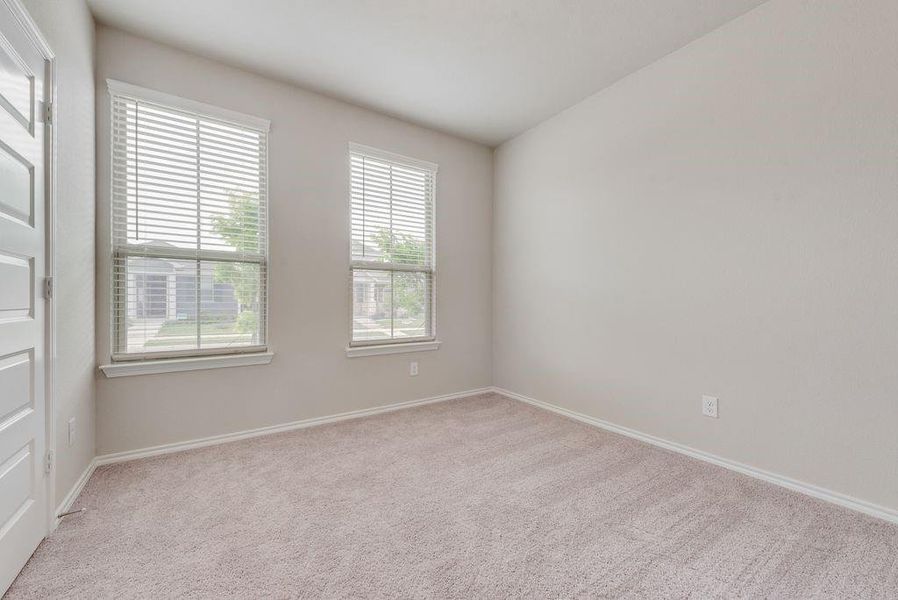 Spacious, unfurnished interior of a new home in , Fort Worth (Image 27).