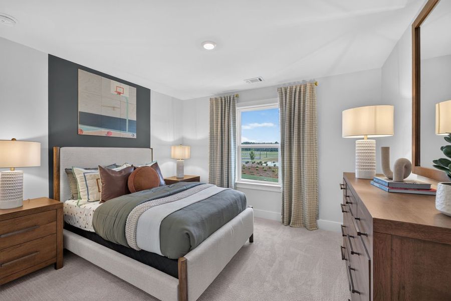Representative furnished interior of a home built from the Wynfield by Pulte Homes in Everhour, Newnan (Image 55).
