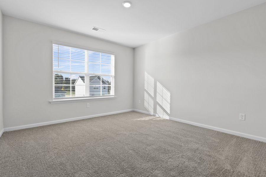 Representative unfurnished interior of a home built from the Larch Single-Family B by McGuinn Homes in Willow Lake, Blythewood (Image 23).