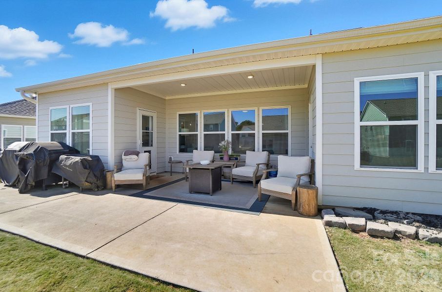 Exterior details and patio area of a home in , Monroe (Image 3).