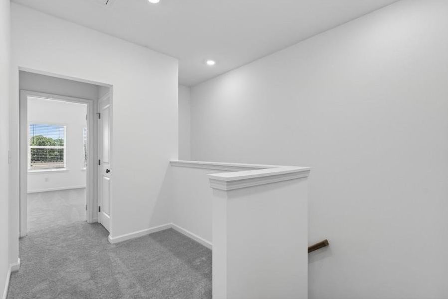 Spacious, unfurnished interior of a new home in Alder Creek, Cumming (Image 29).