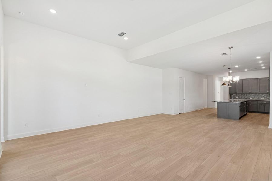 Spacious, unfurnished interior of a new home in ARTAVIA 45' Homesites, Conroe (Image 21).