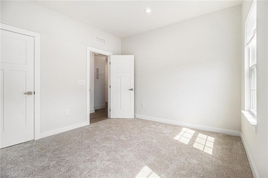 Spacious, unfurnished interior of a new home in , McDonough (Image 27).