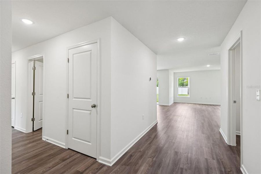 Spacious, unfurnished interior of a new home in Sable Run, Ocala (Image 28). Spacious, unfurnished interior of a new home in Sable Run, Ocala (Image 28).