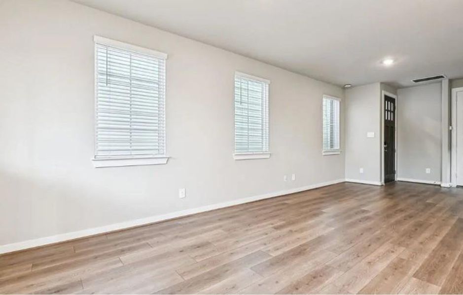 Photo is not of the actual home, but is an inspirational photo of builder’s model home and may depict options, furnishings, and/or decorator features that are not included