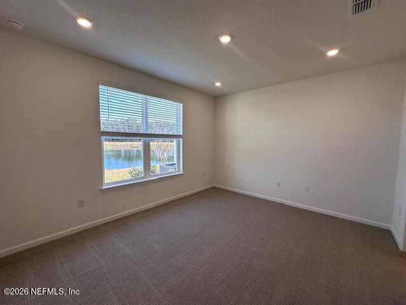 Spacious, unfurnished interior of a new home in , St. Augustine (Image 7).