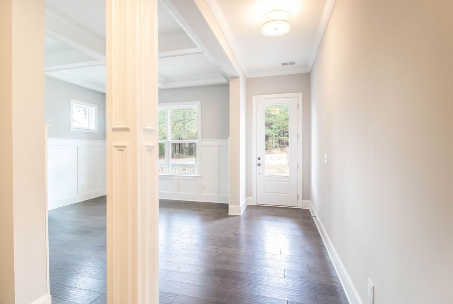 Representative unfurnished interior of a home built from the Pinehurst with 3rd Floor Retreat by Greybrook Homes in Edmunds Farm, Clover (Image 28).