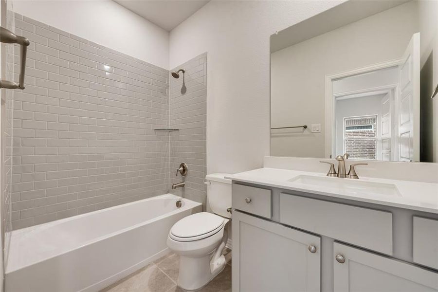 Furnished interior view inside a new home in Spiritas Ranch, Little Elm (Image 14).