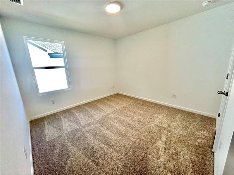 Spacious, unfurnished interior of a new home in , Locust Grove (Image 27).