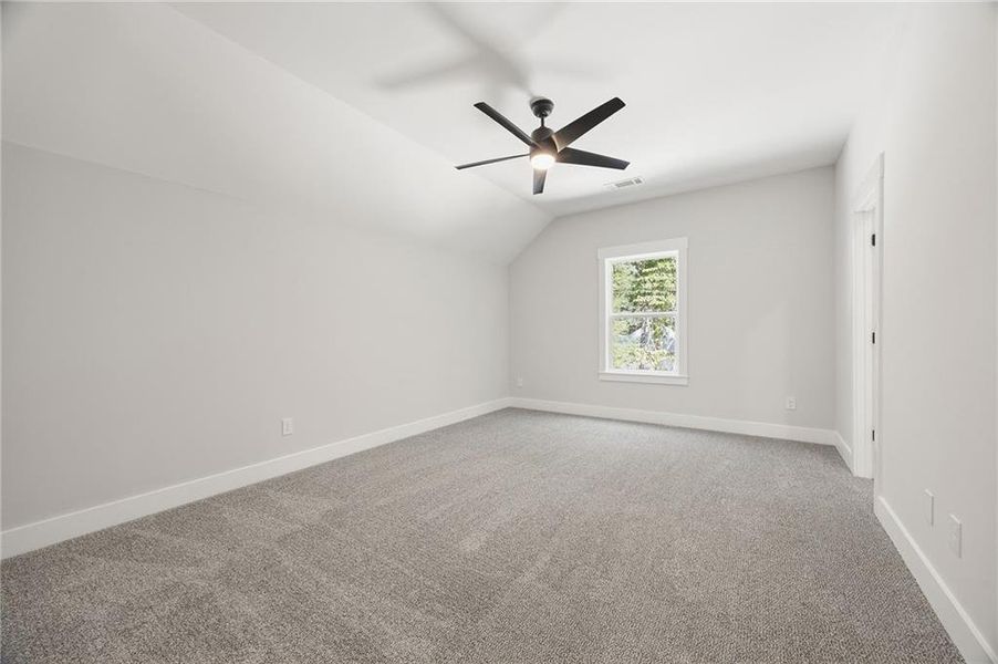 Spacious, unfurnished interior of a new home in , Jackson (Image 25).