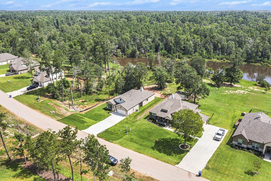 Image 35 of a home in Oakwood Ranch.