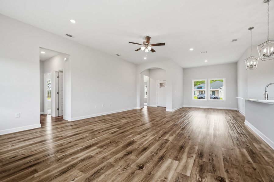 Spacious, unfurnished interior of a new home in Southern Charm, Crestview (Image 26).