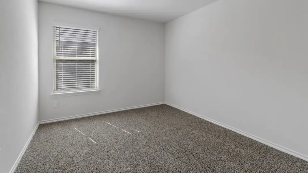 Spacious, unfurnished interior of a new home in Wildwood, Royse City (Image 21).