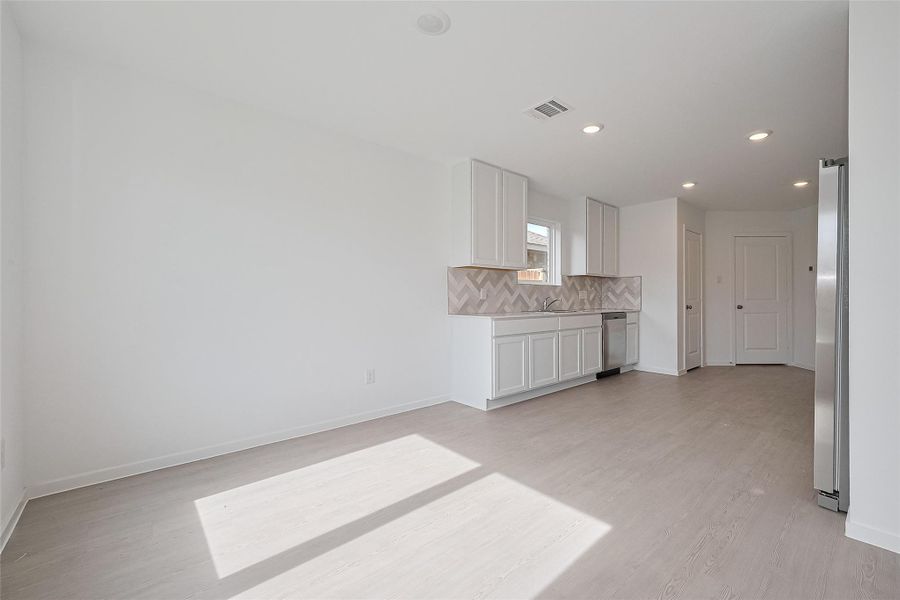 Image 43 of a home in . Image 43 of a home in .