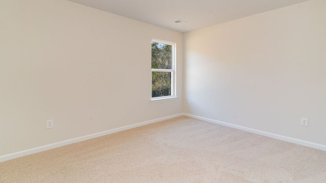 Representative unfurnished interior of a home built from the WREN by D.R. Horton in Saltgrass Landing, Winnabow (Image 35).