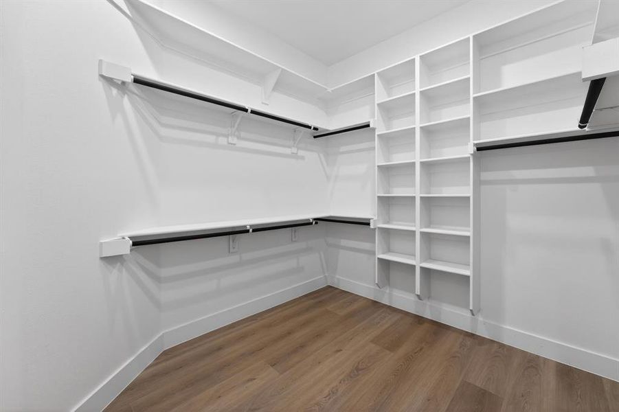 Spacious, unfurnished interior of a new home in , Dallas (Image 21).