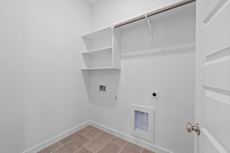 Spacious, unfurnished interior of a new home in Prairie Winds, Hutto (Image 32). Spacious, unfurnished interior of a new home in Prairie Winds, Hutto (Image 32).