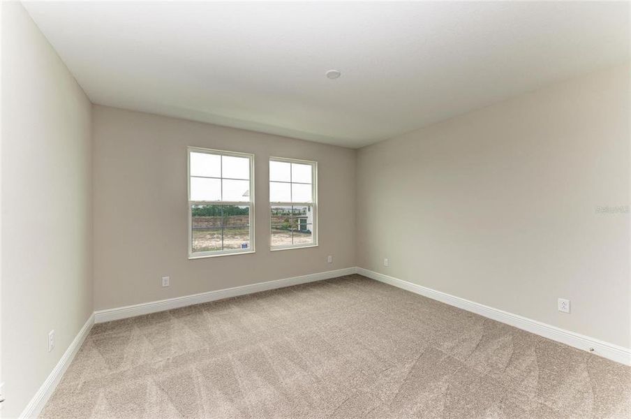 Spacious, unfurnished interior of a new home in Mirada, San Antonio (Image 28).