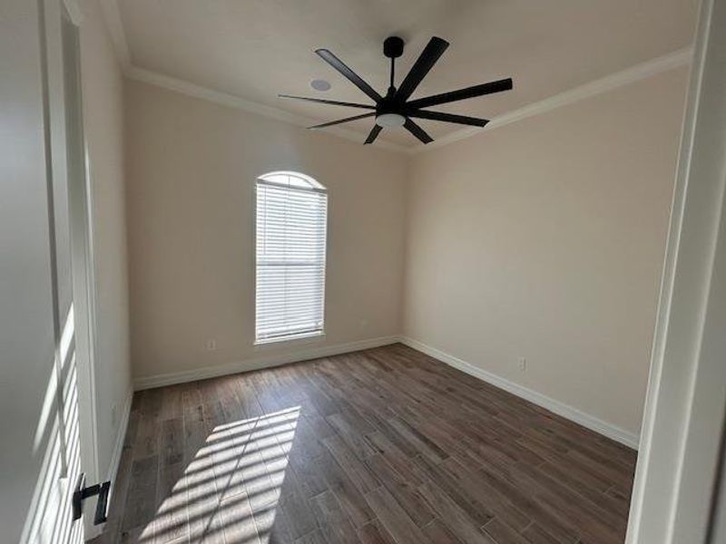 Spacious, unfurnished interior of a new home in , Beaumont (Image 21).